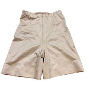 Saks Fifth Ave Swegmark‎ Nude Colored Shaping Bottom Size Medium